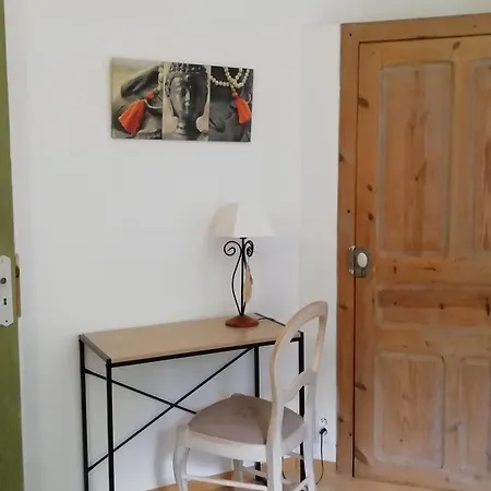 Quarto em Acomodações Particulares Route De Nieul Le Girouard